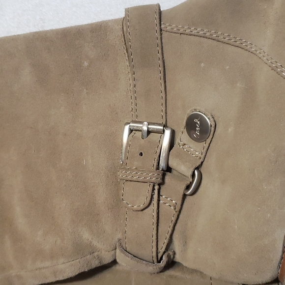 Suede tan boots - Picture 2 of 5